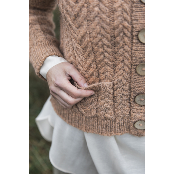 Contrasts Tekstured Knitting